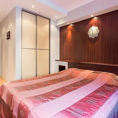 Апартаменты Volodarsky Street, 17 *