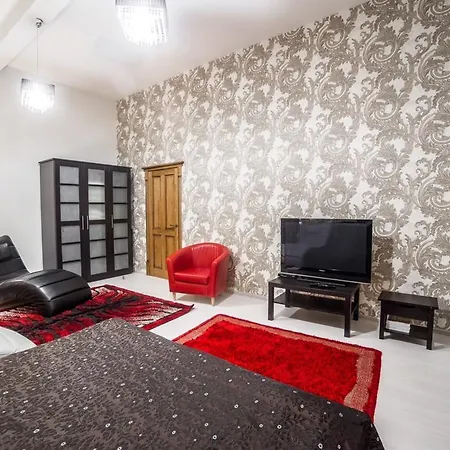 Apartment Volodarsky Street, 17 *