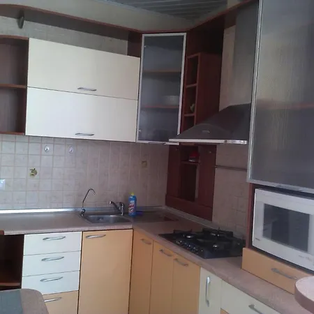 Volodarsky Street, 17 Apartment