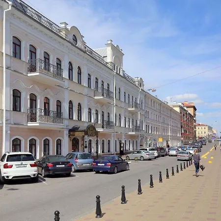 Volodarsky Street, 17 * Минск
