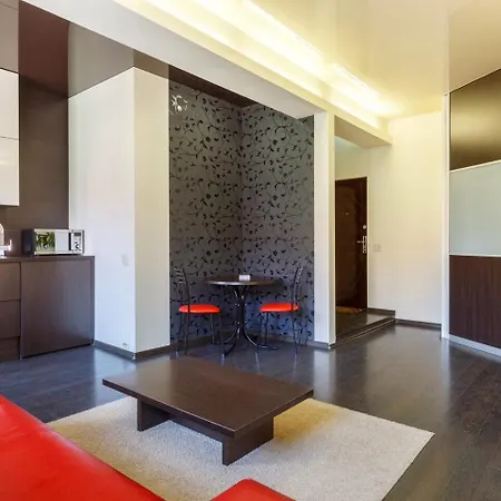 Apartment Volodarsky Street, 17 *