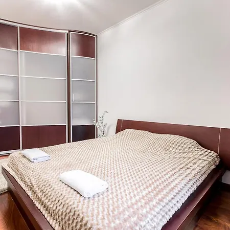 Апартаменты Volodarsky Street, 17 *